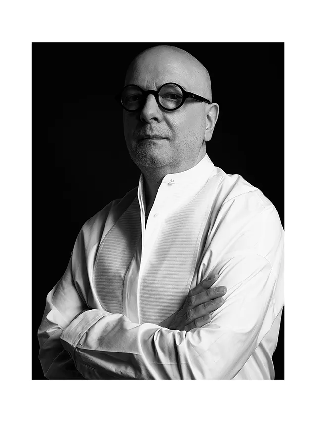 ritratto fotografico uomo in bianco e nero