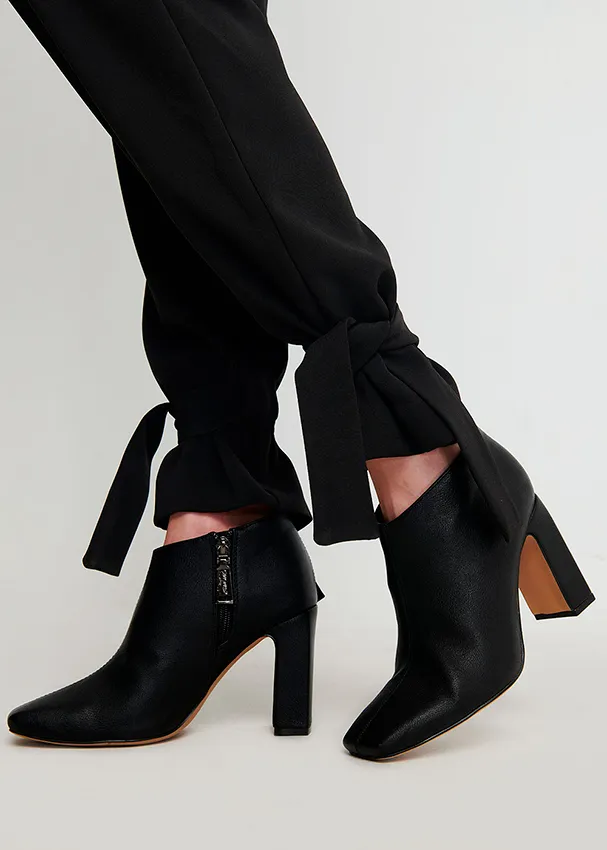 e-commerce pantalone nero donna