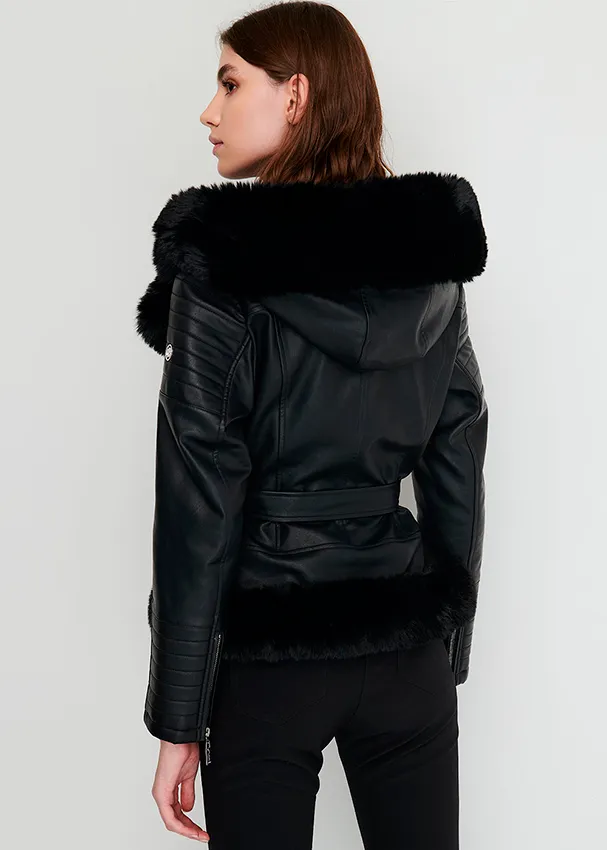 e-commerce giubbotto cappuccio pelle nera donna