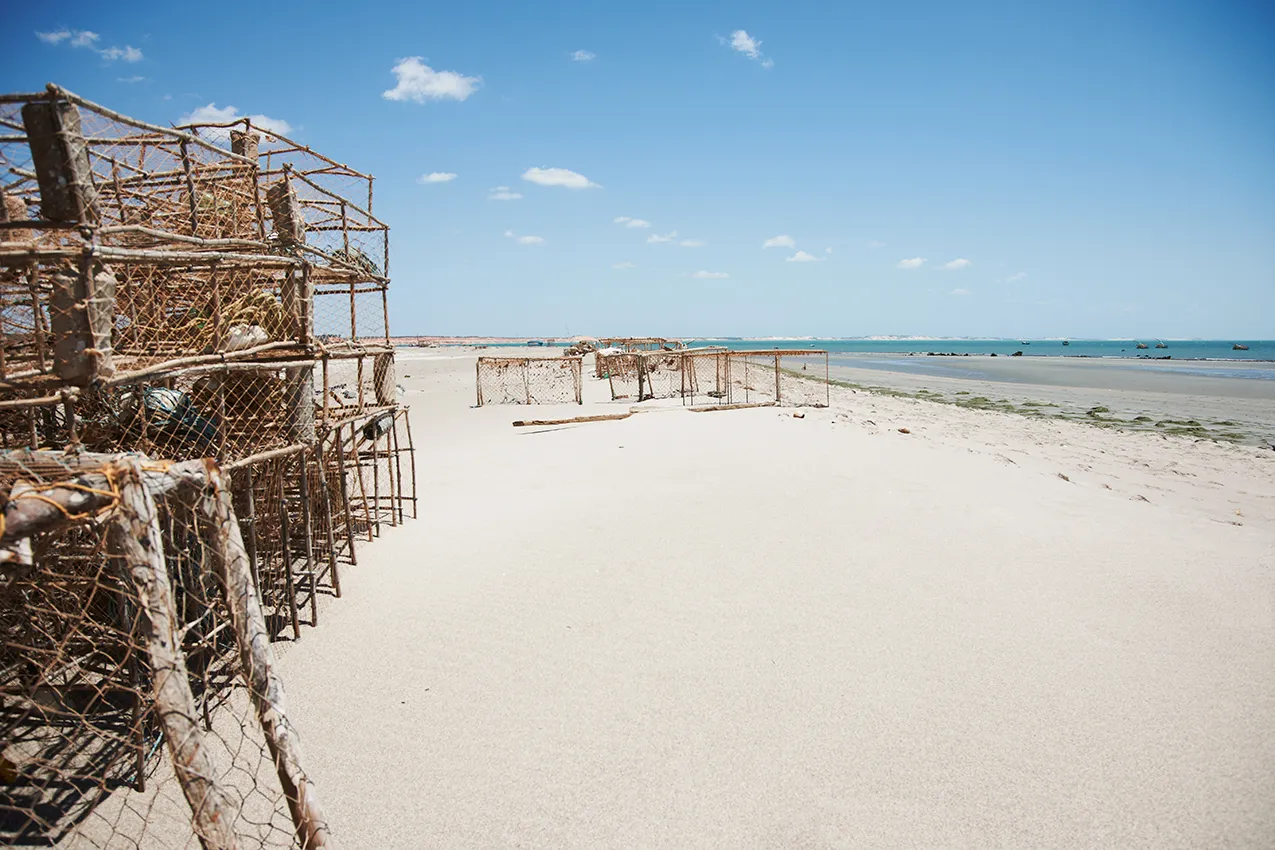 editoriale moda donna in spiaggia