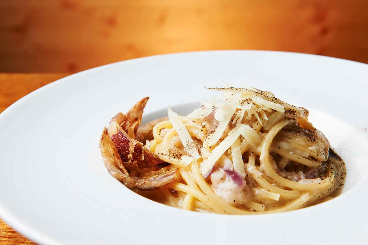 food piatto carbonara