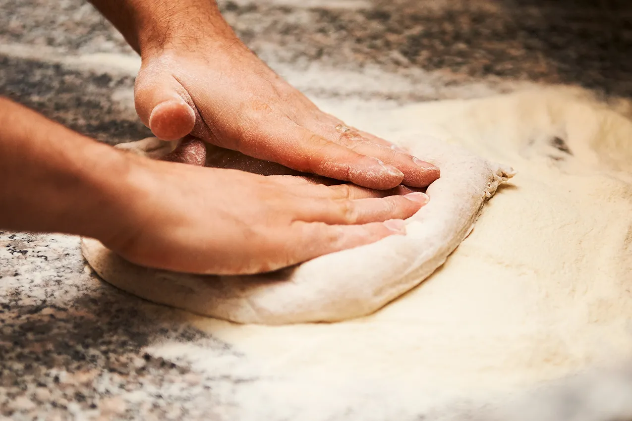 locale commerciale impasto pizza