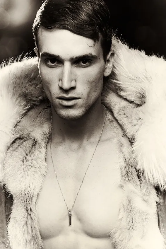 editoriale moda uomo stile militare