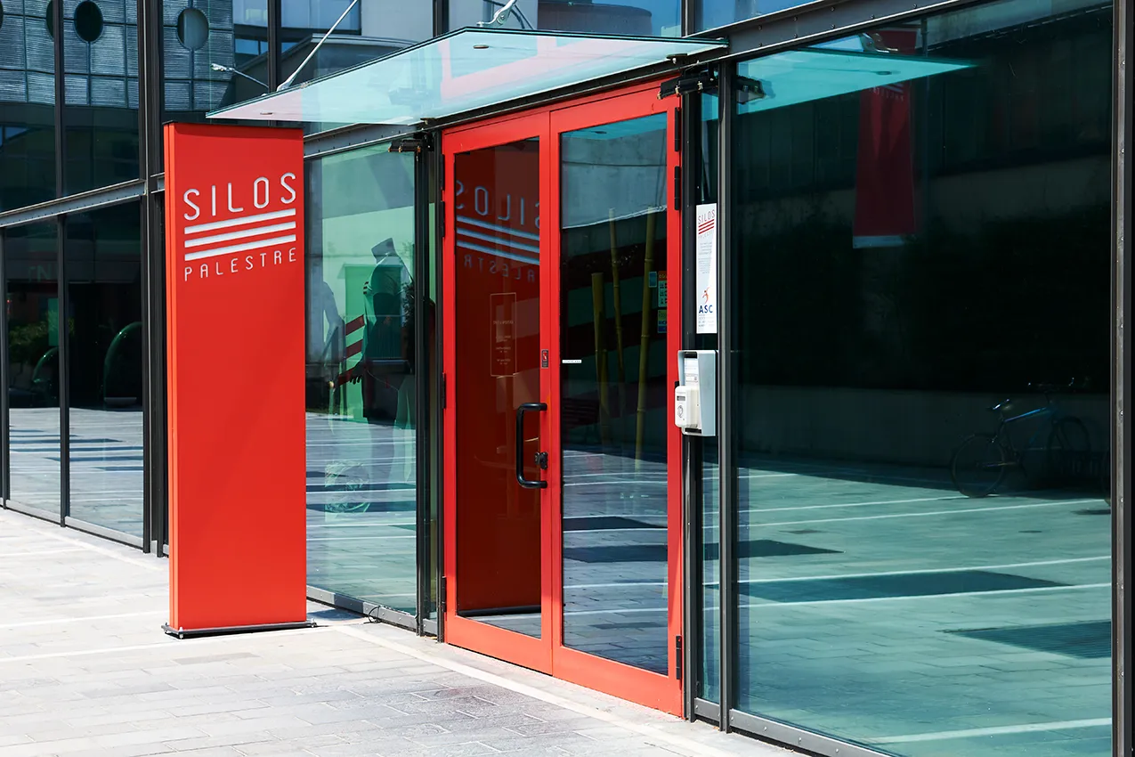 palestra ingresso locale commerciale