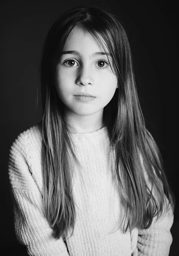 ritratto fotografico bambina in bianco e nero